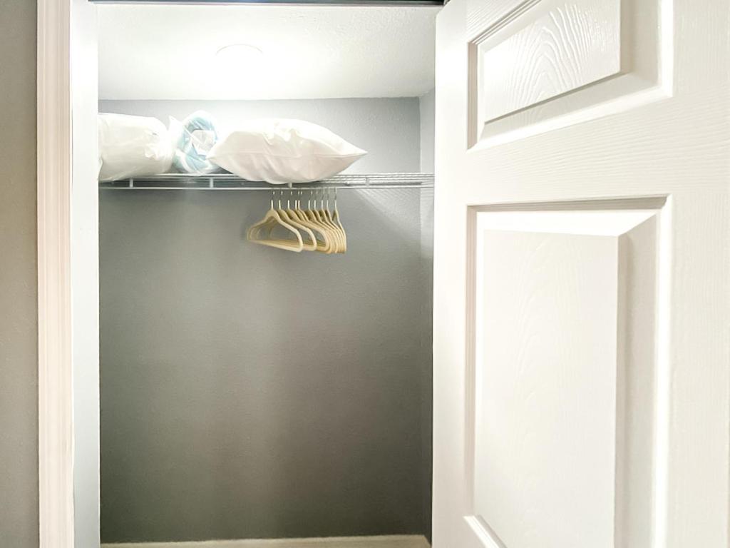 Sarasota Modern, Spacious, Comfy, Queen Beds, Backyard Rental Exteriör bild