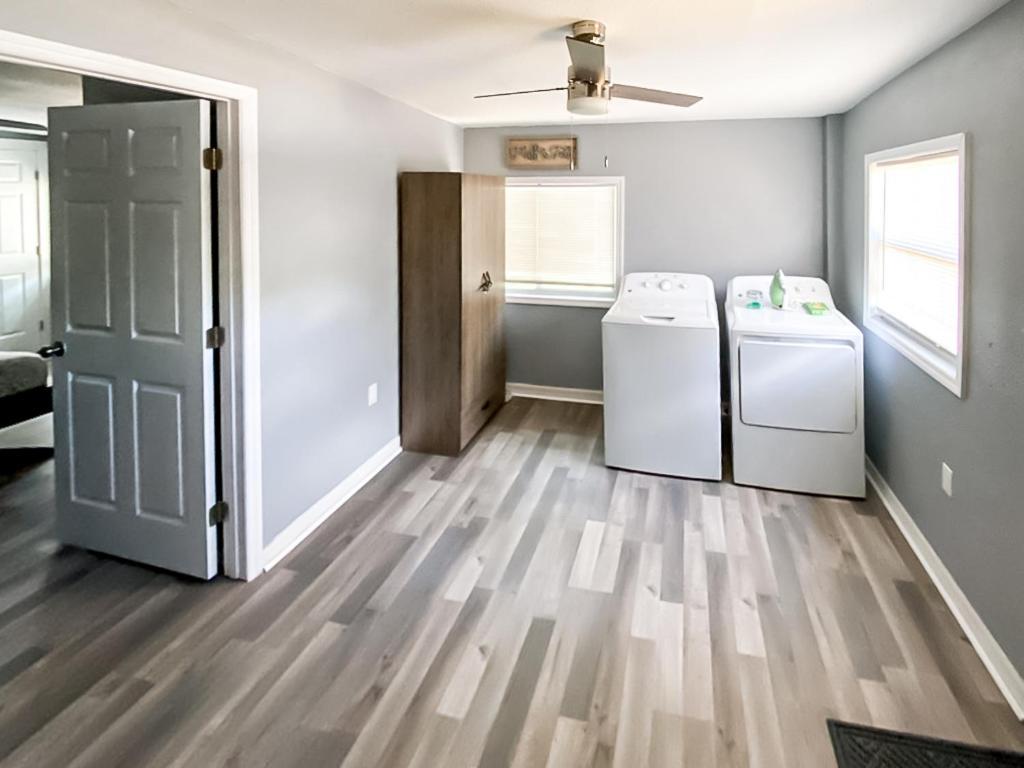 Sarasota Modern, Spacious, Comfy, Queen Beds, Backyard Rental Exteriör bild